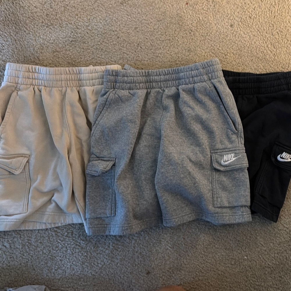 Nike Kids Club Fleece Cargo Shorts - Cream, Gray, Black